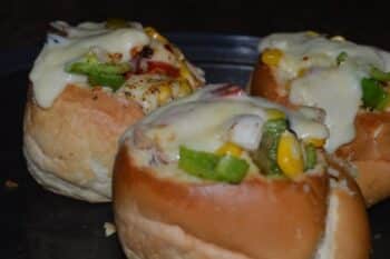 Pizza Bun (Simple And Easy) - Plattershare - Recipes, food stories and food lovers