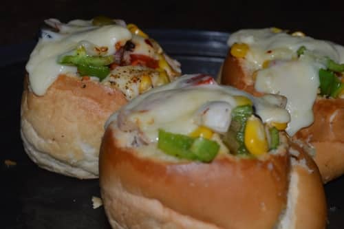 Pizza Bun (Simple And Easy) - Plattershare - Recipes, food stories and food enthusiasts