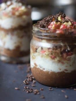 Make Ahead Overnight Oats Parfait - Plattershare - Recipes, food stories and food lovers