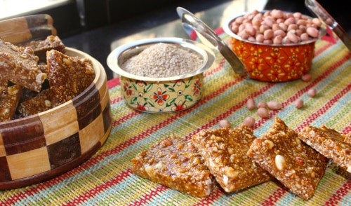 Peanut And Til Chikki (Peanut Brittle With Sesame Seeds) - Plattershare - Recipes, food stories and food lovers