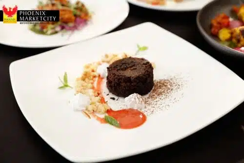 Molten Lava Cake With Almond Crumble And Strawberry Basil Coulis - Plattershare - Recipes, food stories and food lovers