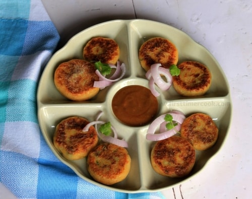 Peas Stuffed Aloo Tikki | Peas Stuffed Potato Patty - Plattershare - Recipes, food stories and food lovers