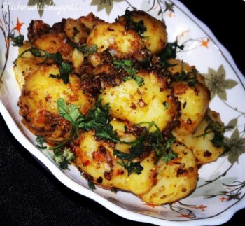 Curd Fry Potatoes - Plattershare - Recipes, food stories and food lovers