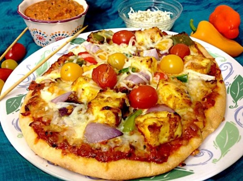 Paneer Tikka Pizza - Plattershare - Recipes, Food Stories And Food Enthusiasts