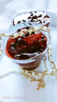 Eggless Chocolate Mousse With Strawberry Jelly Valentines Day - Plattershare - Recipes, food stories and food lovers