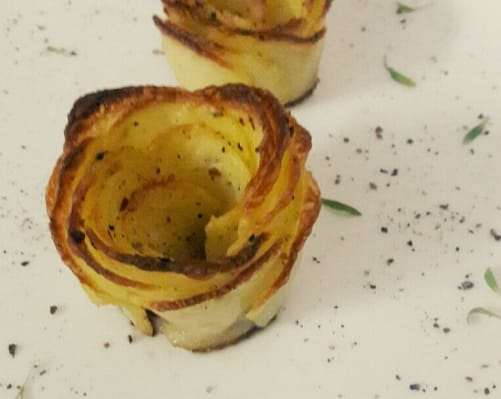 Crispy Potato Roses - Plattershare - Recipes, food stories and food enthusiasts