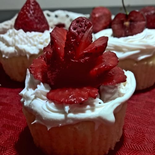 Valentines Day Cupcakes - Plattershare - Recipes, food stories and food lovers