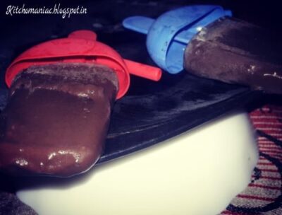 Decadent Chocolate Fudge Popsicles for Valentine's Day - Plattershare - Recipes, food stories and food lovers Decadent Chocolate Fudge Popsicles for Valentine's Day - Plattershare - Recipes, food stories and food lovers