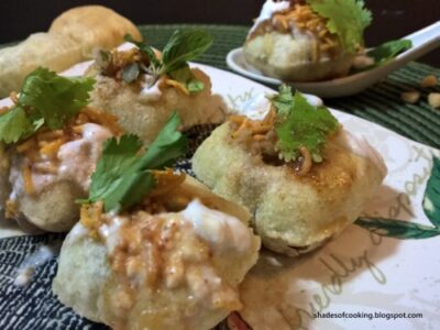 Dai Phuchka Chaat/Panipuri Dahi Chaat (Valentines Snack) - Plattershare - Recipes, food stories and food lovers