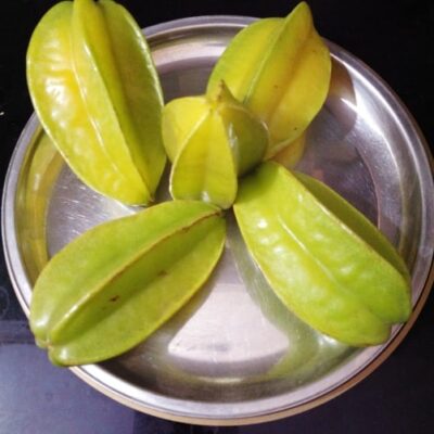 Sweet and Spicy Star Fruit Chaat: A Refreshing Indian Snack - Plattershare - Recipes, food stories and food lovers Sweet and Spicy Star Fruit Chaat: A Refreshing Indian Snack - Plattershare - Recipes, food stories and food lovers