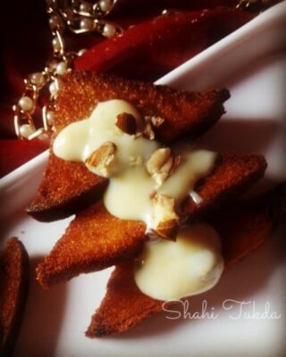 Easy Shahi Tukda: A Romantic Indian Dessert for Valentine's Day - Plattershare - Recipes, food stories and food lovers Easy Shahi Tukda: A Romantic Indian Dessert for Valentine's Day - Plattershare - Recipes, food stories and food lovers