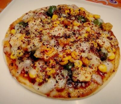 Thin Crust Veggie Pizza (No Yeast) - Plattershare - Recipes, food stories and food enthusiasts
