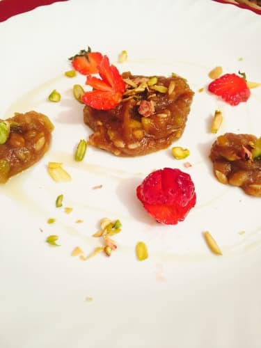 Pistachio Halwa With Strawberry Concoction - Plattershare - Recipes, food stories and food lovers