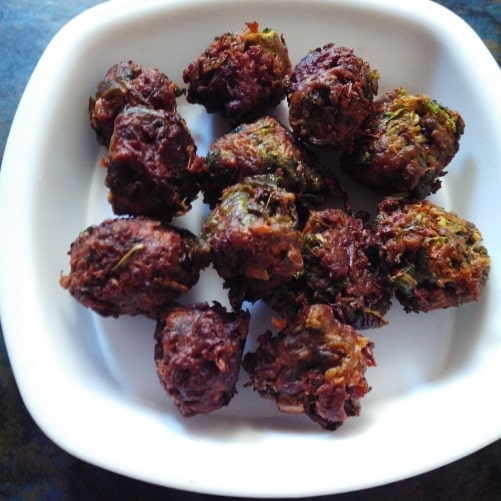 Pakoda With Drum Stick Flowers - Plattershare - Recipes, food stories and food lovers
