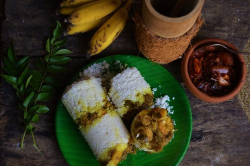 Chemmeen Puttu (Layered Rice Cakes With Prawn Filling) - Plattershare - Recipes, food stories and food lovers