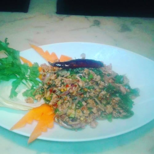 Larb Chicken Salad - Plattershare - Recipes, Food Stories And Food Enthusiasts