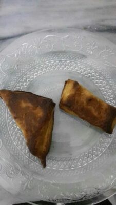 Crispy Flaky Potato Puffs: A Savory Indian Snack - Plattershare - Recipes, food stories and food lovers Crispy Flaky Potato Puffs: A Savory Indian Snack - Plattershare - Recipes, food stories and food lovers