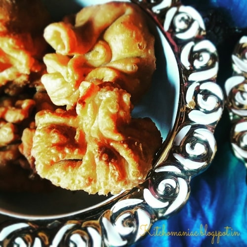 Pyaz Ki Kachori Holi Snacks - Plattershare - Recipes, food stories and food lovers