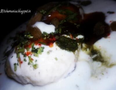 Dahi Bhalla: Irresistibly Soft Lentil Dumplings in Yogurt - Plattershare - Recipes, food stories and food lovers Dahi Bhalla: Irresistibly Soft Lentil Dumplings in Yogurt - Plattershare - Recipes, food stories and food lovers