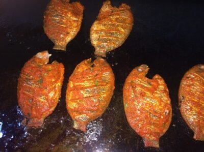 Karimeen Pollichathu: Authentic Kerala Fish in Banana Leaf - Plattershare - Recipes, food stories and food lovers Karimeen Pollichathu: Authentic Kerala Fish in Banana Leaf - Plattershare - Recipes, food stories and food lovers