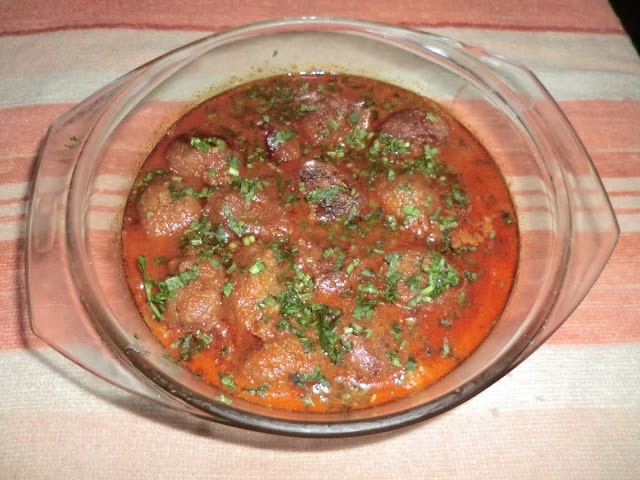 Kamal Kakdi Ke Kofte/Lotas Stem Kofta Curry - Plattershare - Recipes, food stories and food lovers