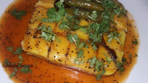 Tangy Microwave Dhokla Holi Special - Plattershare - Recipes, Food Stories And Food Enthusiasts