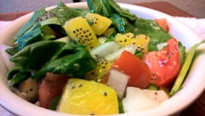 Spinach Salad With Lemon Vinaigrette - Plattershare - Recipes, food stories and food lovers