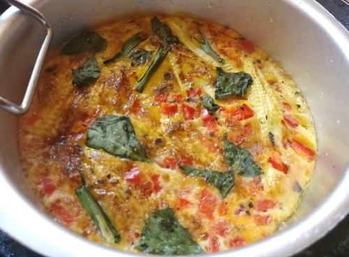 Baked Eggs With Chives And Basil - Plattershare - Recipes, Food Stories And Food Enthusiasts