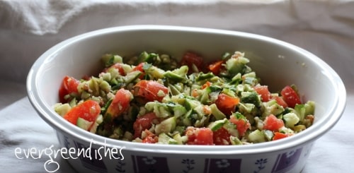 Crunchy Cucumber And Tomato Salad - Plattershare - Recipes, food stories and food lovers
