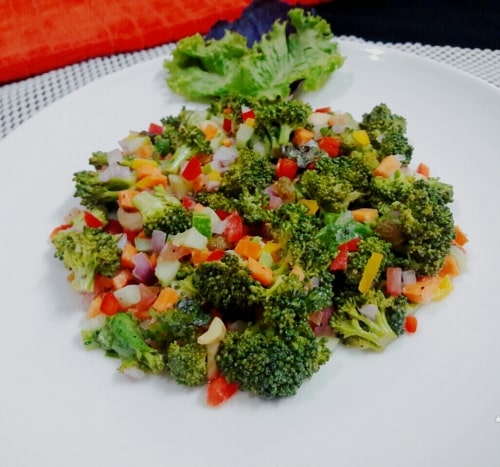 Crunchy Broccoli Salad - Plattershare - Recipes, food stories and food lovers