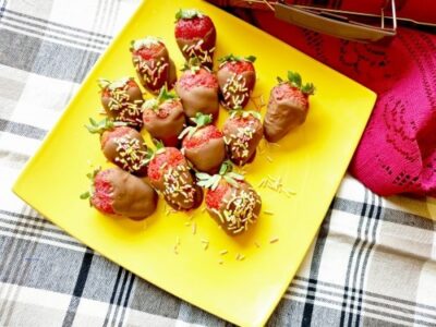Chocolate Covered Strawberries - Plattershare - Recipes, food stories and food lovers
