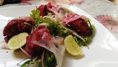Gulaabi Chicken Tikka Thai Wrap - Plattershare - Recipes, food stories and food lovers