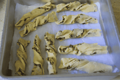 Gulab Jamun Twist Cookies: A Fusion Dessert Delight - Plattershare - Recipes, food stories and food lovers Gulab Jamun Twist Cookies: A Fusion Dessert Delight - Plattershare - Recipes, food stories and food lovers