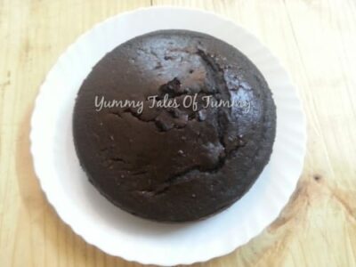 Healthy Chocolate Ragi Cake with Rich Chocolate Sauce - Plattershare - Recipes, food stories and food lovers Healthy Chocolate Ragi Cake with Rich Chocolate Sauce - Plattershare - Recipes, food stories and food lovers