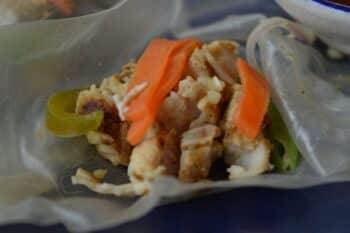 Chicken & Veggies Served In Rice Parcels With Chilli Sauce Dip - Plattershare - Recipes, food stories and food lovers