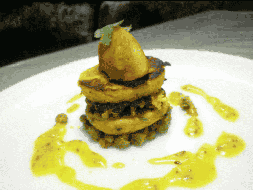 Pithaud Pancake With Masala Matar, Apple Chutney And Kadhi Sauce. - Plattershare - Recipes, food stories and food lovers