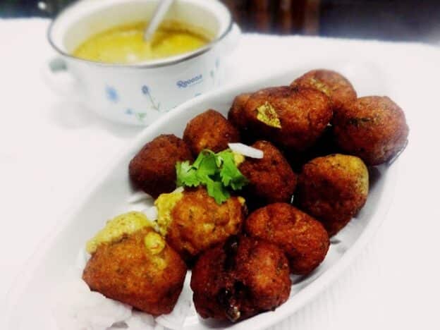 Potato Fish Balls With Spicy Peanut Sauce - Plattershare - Recipes, Food Stories And Food Enthusiasts