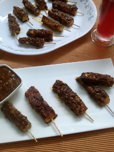 Peanut Sauce Coated Paneer Satay - Plattershare - Recipes, food stories and food lovers