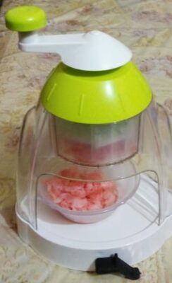 Refreshing Watermelon Gola: A Cool Summer Treat - Plattershare - Recipes, food stories and food lovers Refreshing Watermelon Gola: A Cool Summer Treat - Plattershare - Recipes, food stories and food lovers