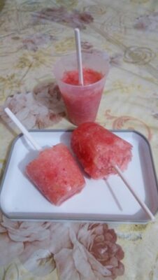 Refreshing Watermelon Gola: A Cool Summer Treat - Plattershare - Recipes, food stories and food lovers Refreshing Watermelon Gola: A Cool Summer Treat - Plattershare - Recipes, food stories and food lovers