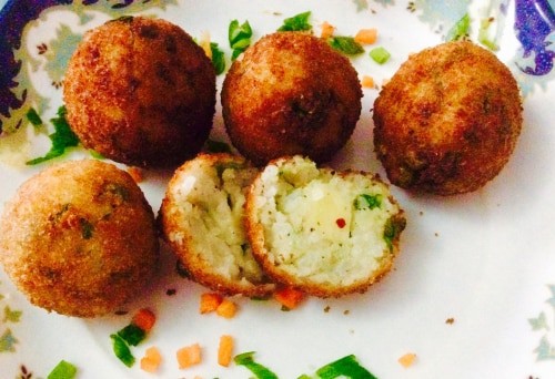 Cheesy Leftover Rice Balls - Plattershare - Recipes, Food Stories And Food Enthusiasts
