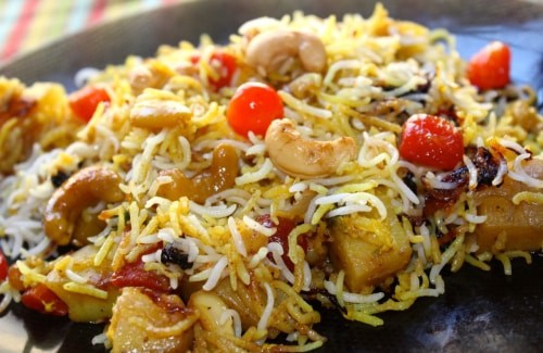Nawabi Tarkari Biryani - Plattershare - Recipes, food stories and food enthusiasts