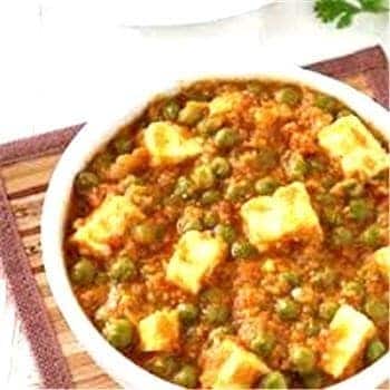 Tofu Peas Curry - Plattershare - Recipes, Food Stories And Food Enthusiasts