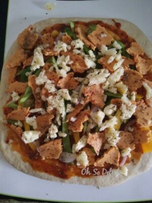 Savory Chicken Salami Swirl Bread: A Delicious Whole Wheat Pizza Bread - Plattershare - Recipes, food stories and food lovers Savory Chicken Salami Swirl Bread: A Delicious Whole Wheat Pizza Bread - Plattershare - Recipes, food stories and food lovers