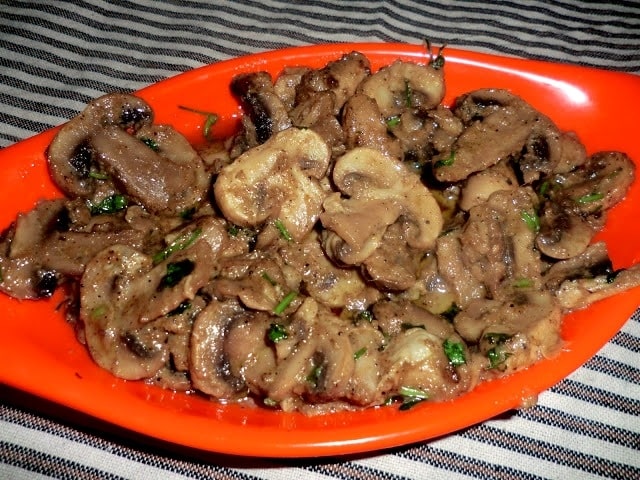 Kali Mirch Mushroom - Plattershare - Recipes, food stories and food lovers