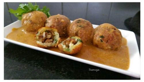Stuffed Mushroom Kofta In Tomato Gravy - Plattershare - Recipes, Food Stories And Food Enthusiasts