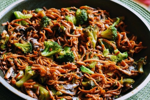 Sweet Potato Noodles And Broccoli Stir Fry - Plattershare - Recipes, Food Stories And Food Enthusiasts