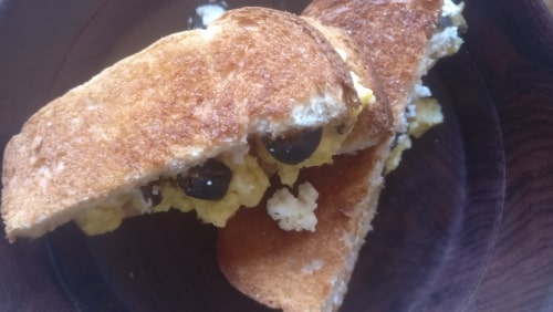 Scrambled Egg Sandwich - Plattershare - Recipes, food stories and food enthusiasts