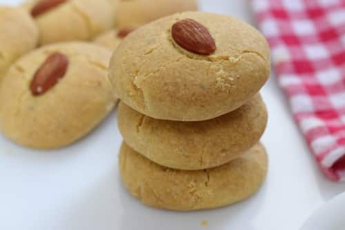 Besan Nankhatai | Eggless Indian Cookies - Plattershare - Recipes, Food Stories And Food Enthusiasts