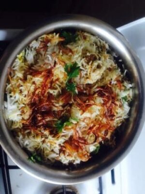 Hyderabadi Chicken Dum Biryani - Plattershare - Recipes, food stories and food lovers